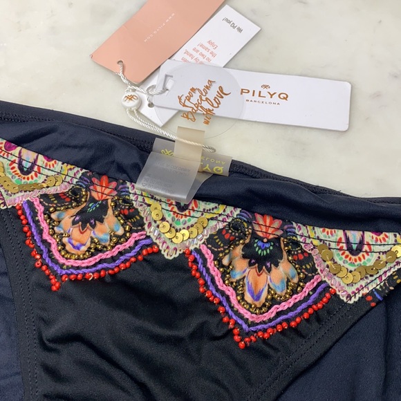 PilyQ San Sebastian Embroidered Bikini Bottom  L - Picture 5 of 8